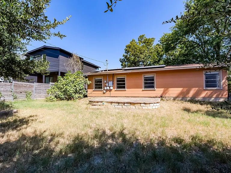 501 Krebs Ln — Photo 25