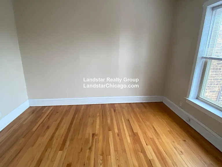 1963 W Foster Ave #3 — Photo 14