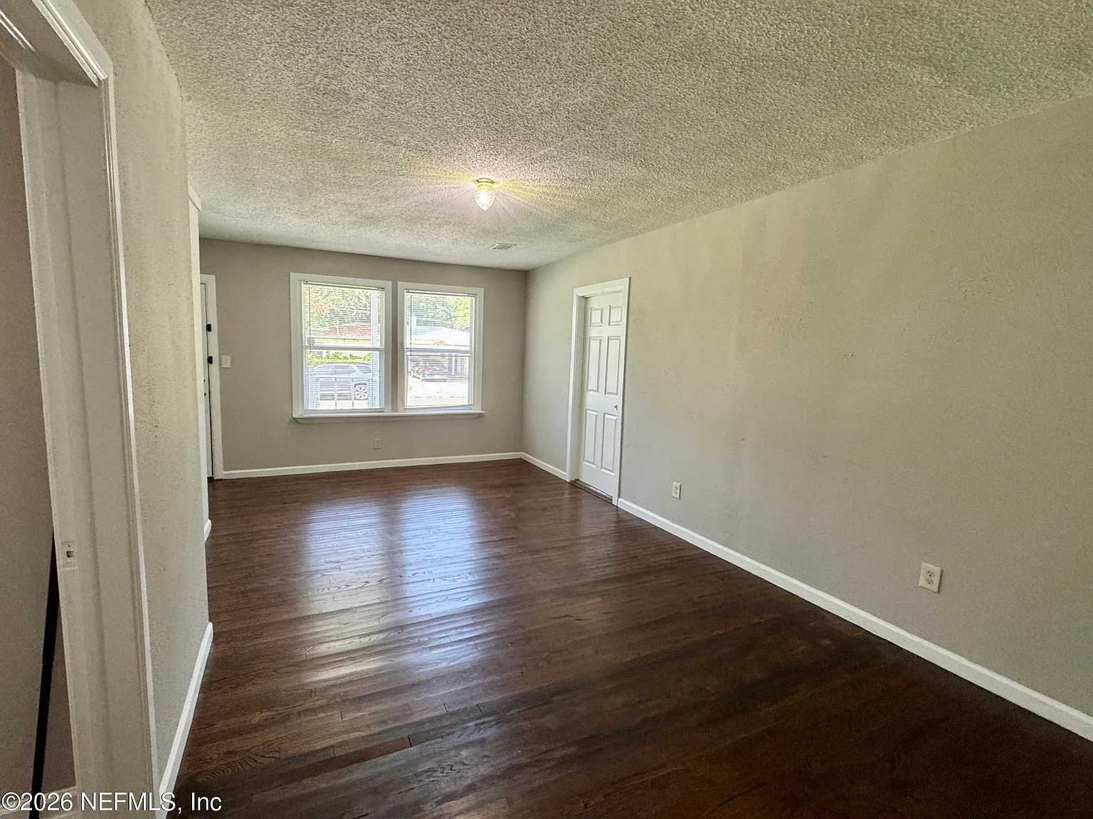 3 bed, 2.0 bath, 1173 sqft, $1,500 — Photo 3