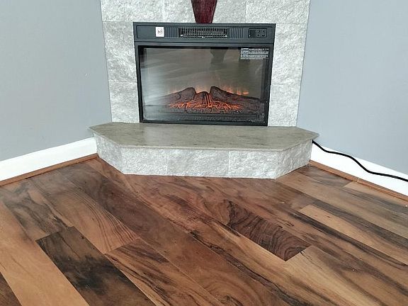 3rd image of 3 Kentwood Dr #3