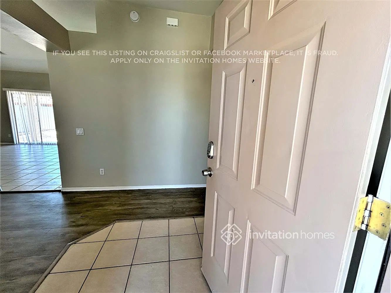 623 W Romley Ave Phoenix, AZ 85041 — Photo 3