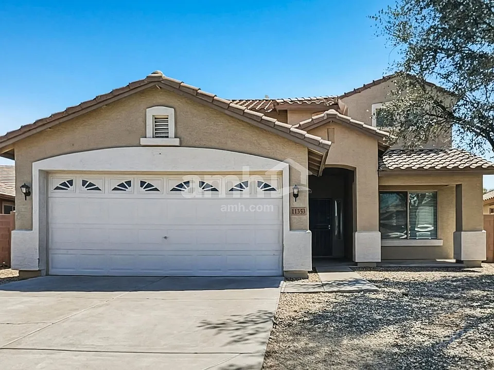 11353 W Buchanan St