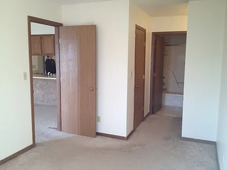 521 Kirkwood Ave #7 — Photo 5