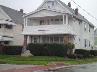 2103 Elbur Ave, Lakewood, OH