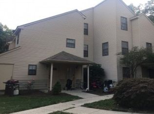 182 Azalea Cir, Jackson, NJ 08527