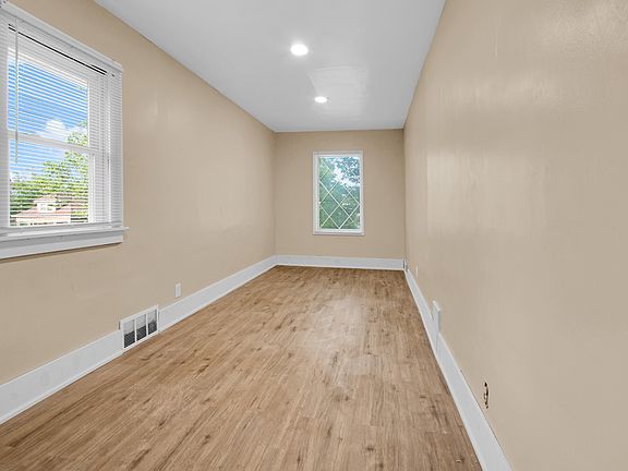 4th image of 17421 Lumpkin St #2
