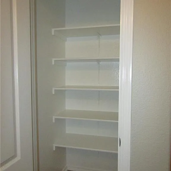 14200 Lake Victor Dr — Photo 59