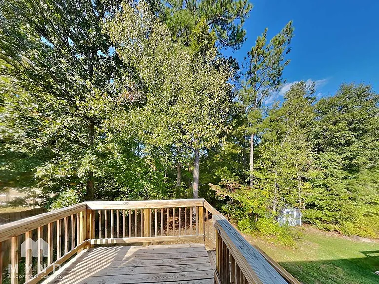 1106 Lady Banks Dr — Photo 21