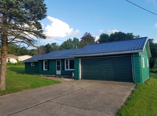 9179 Station Rd, Erie, PA 16510