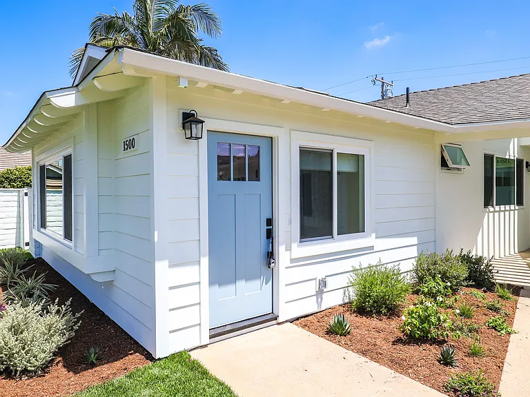 1500 Coral Pl — Photo 2