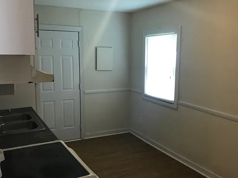 3604 Jonquil St — Photo 4