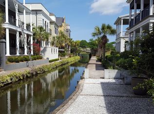 106 Latitude Ln, Mount Pleasant, SC 29464