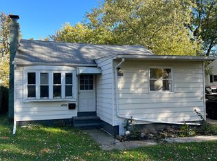 4785 Wake Robin Rd, Mentor, OH 44060