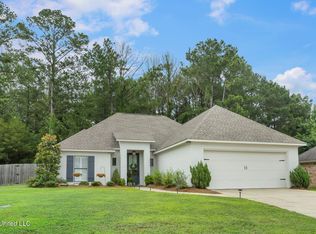 120 Woodburn Way, Pearl, MS 39208