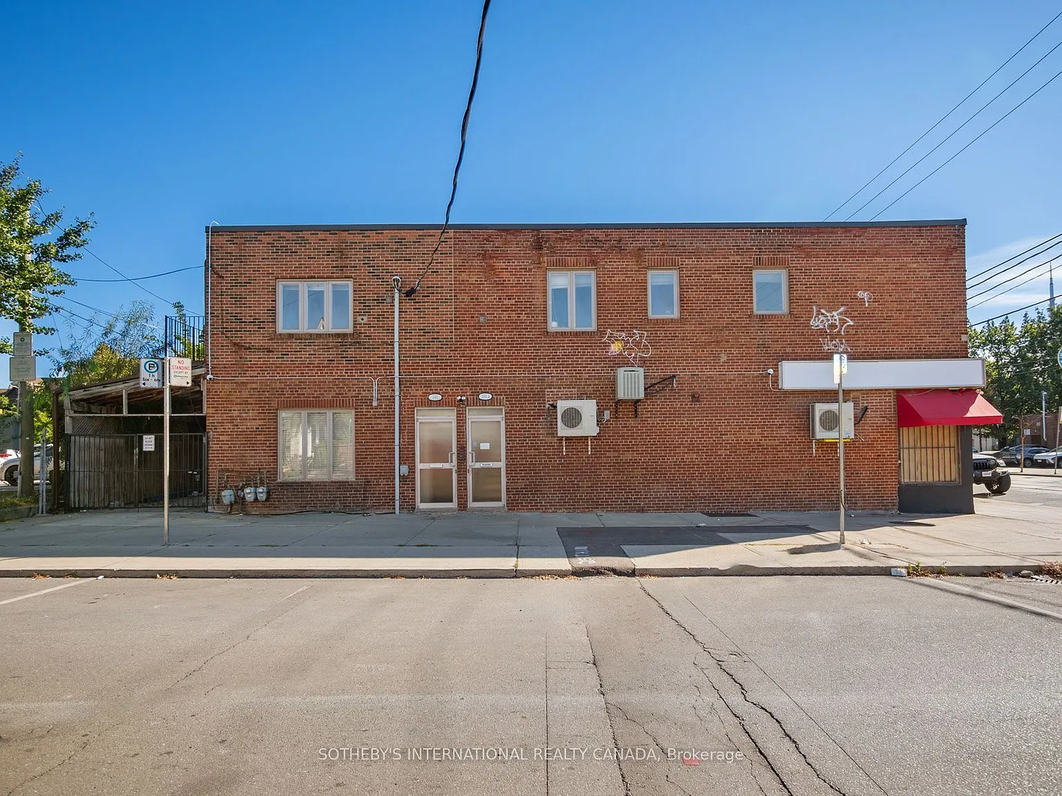 1 bed, $2,350 — Photo 2