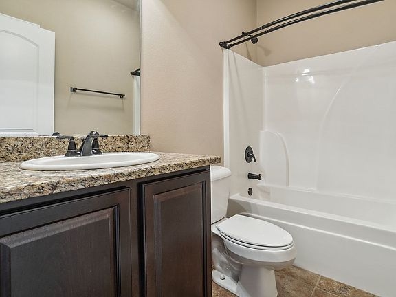 4th image of 42354 Marblestone Ave