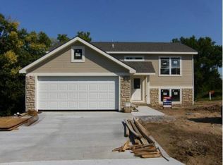 3601 Ian Cir, Manhattan, KS 66503