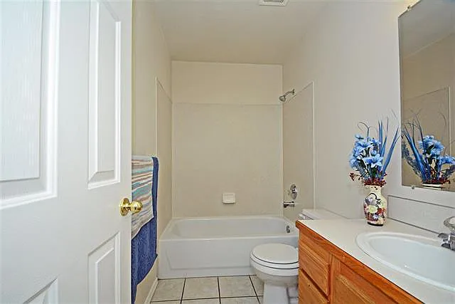 31 N State St — Photo 8