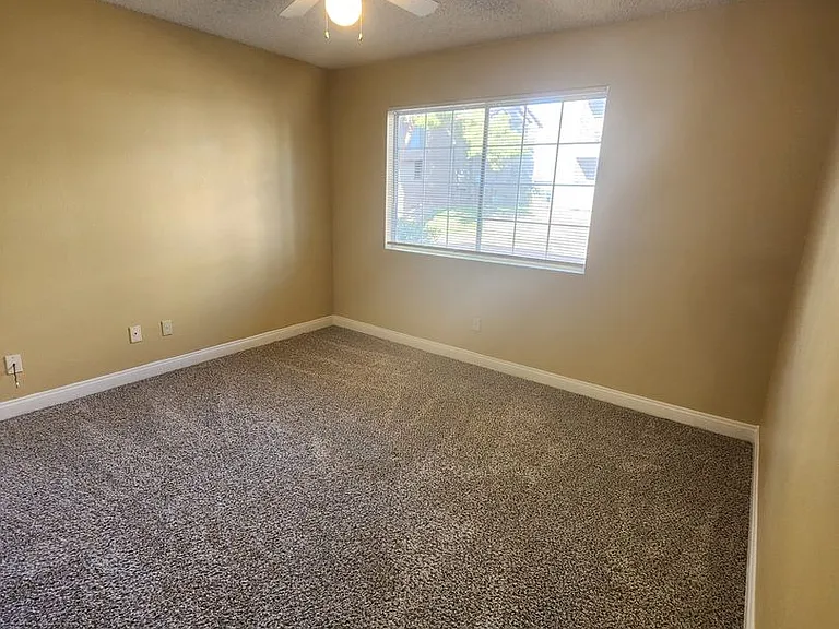 2750 S Durango Dr #1078 — Photo 18