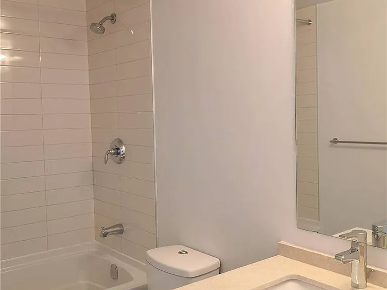 11 Wellesley St W #4613 — Photo 5