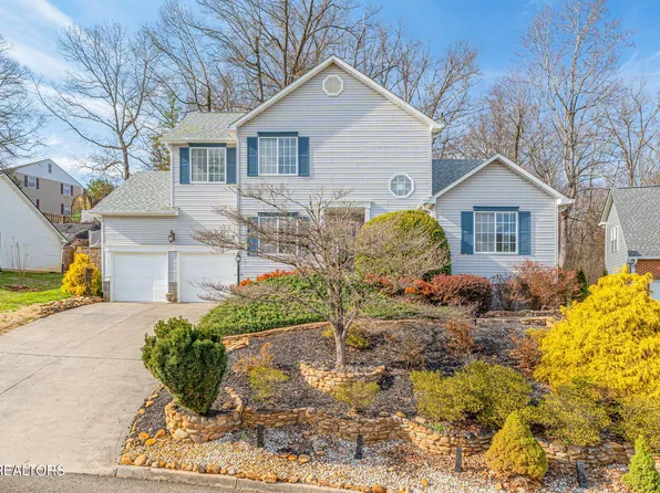 2353 Conners Creek Cir, Knoxville, TN 37932
