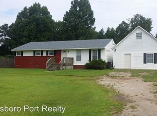 225 Great Neck Landing Rd, Hubert, NC 28539