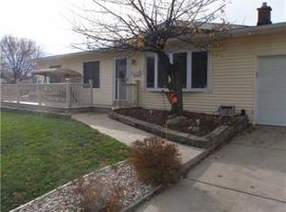 265 Brookwood Dr, Hamburg, NY 14075