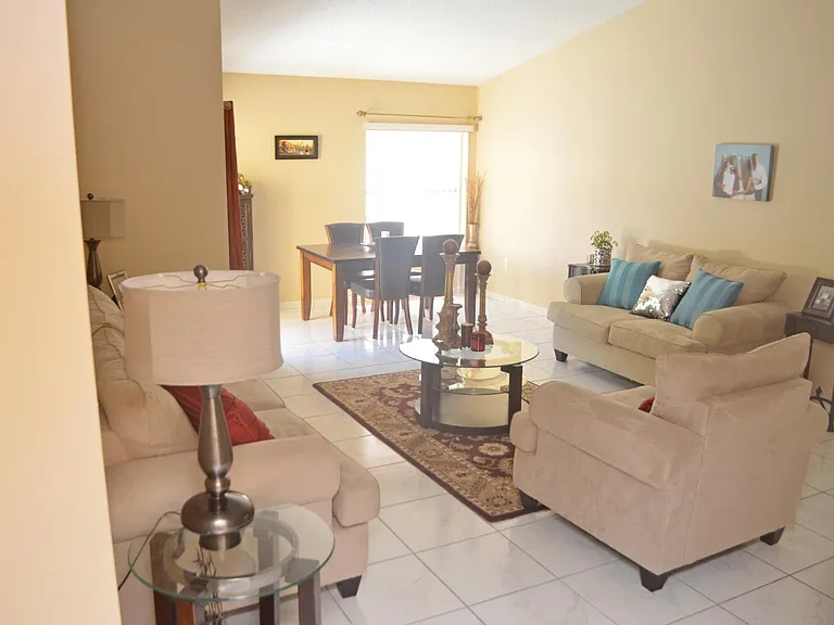 4951 SW 152nd Ave — Photo 7