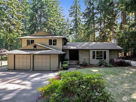 856 Island Boulevard, Fox Island, WA 98333