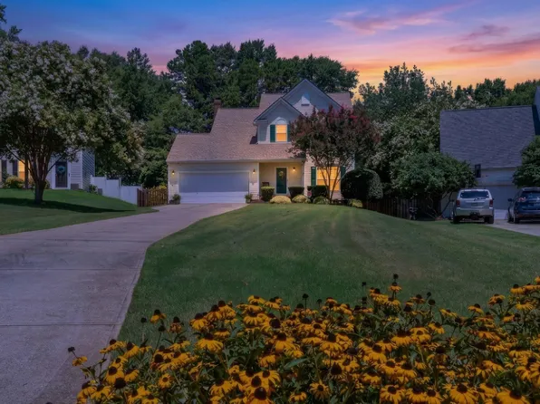 108 Bathurst Ln, Simpsonville, SC 29681