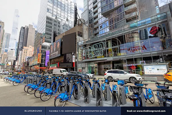 Rented by The Blueground | media 21