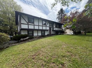 23 Bradner Dr, Warwick, NY 10990