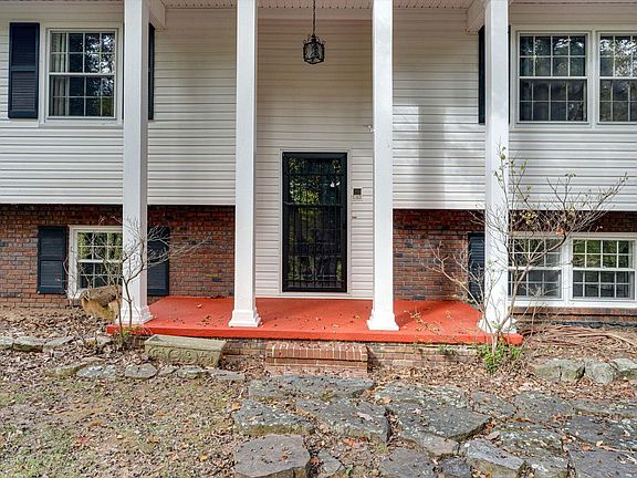 3rd image of 185 Riverview Dr