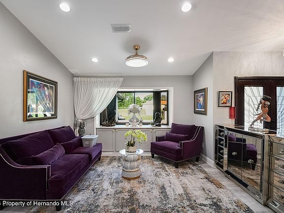 5th image of 2044 Tunisia Ave