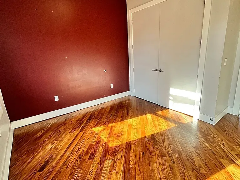 739 Garfield Ave #2D — Photo 7