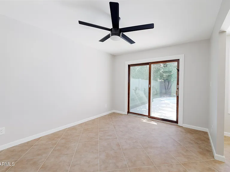 8643 E Palo Verde Dr — Photo 8