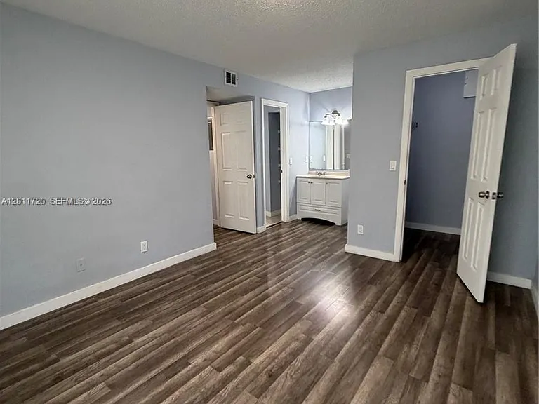 1306O0 Vista Isles Dr #221 — Photo 10