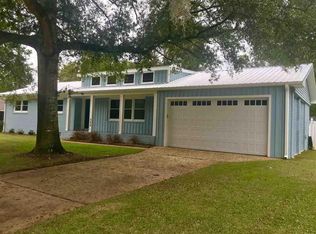 328 Stanley Dr, Murrells Inlet, SC 29576