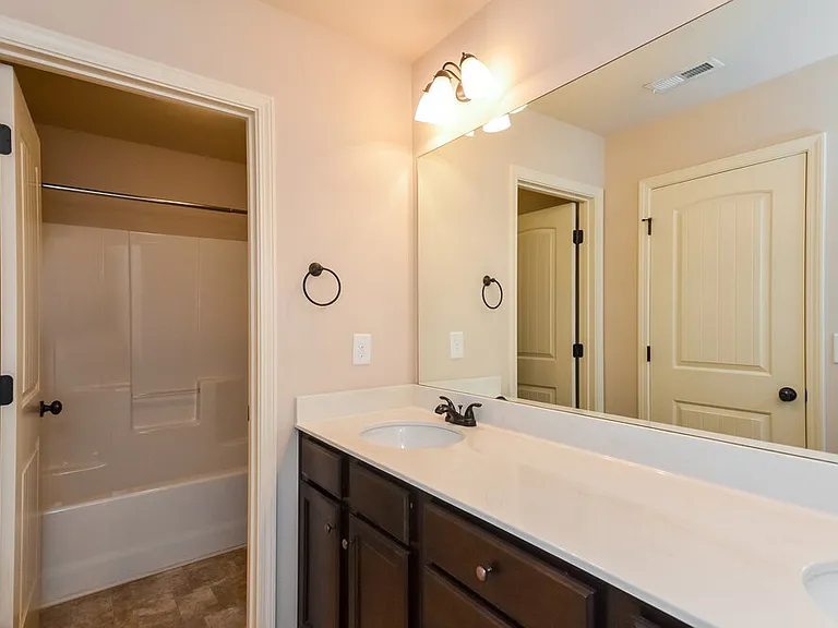 1216 Nottley Dr — Photo 15