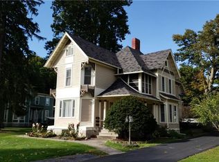 62 Seneca St, Dundee, NY 14837