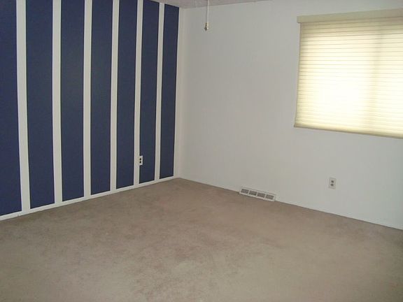 5th image of 16333 Heather Ln