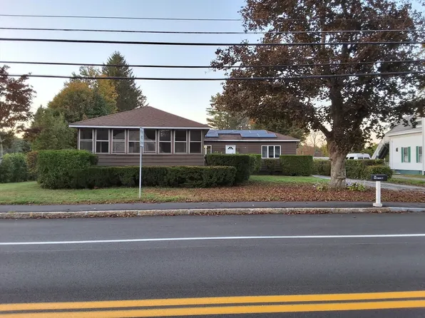210 E Main St, East Brookfield, MA 01515