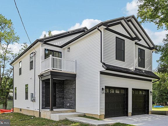 4th image of 58 Fisher Ave