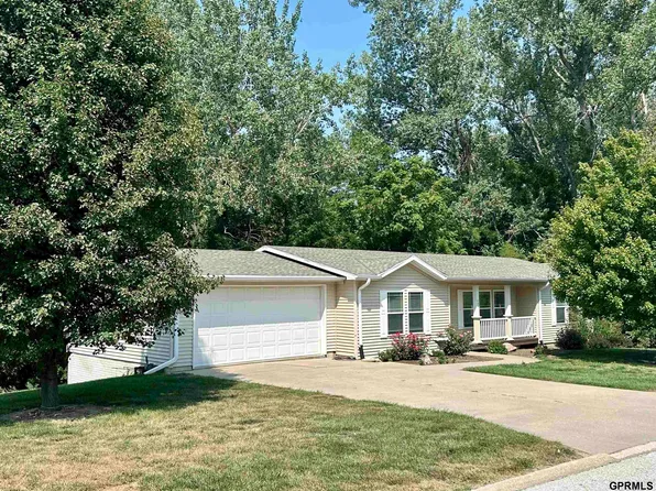 124 E 12th Corso, Nebraska City, NE 68410