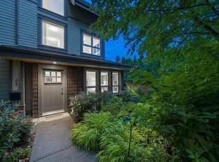 2982 Chesterfield Ave, North Vancouver, BC V7N3M6