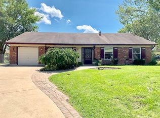 7 Black Twig Cir, Lake Zurich, IL 60047