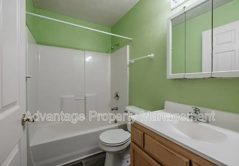 2870-2872 Raleigh Ct SE — Photo 18