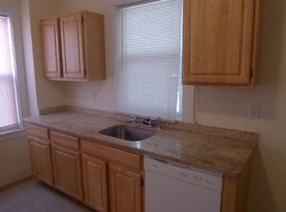 186 Boylston St #2R, Jamaica Plain, MA 02130