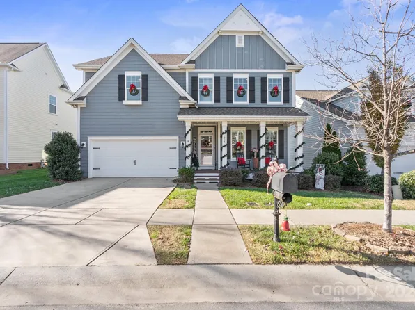 518 Lakeview Dr, Mc Adenville, NC 28101