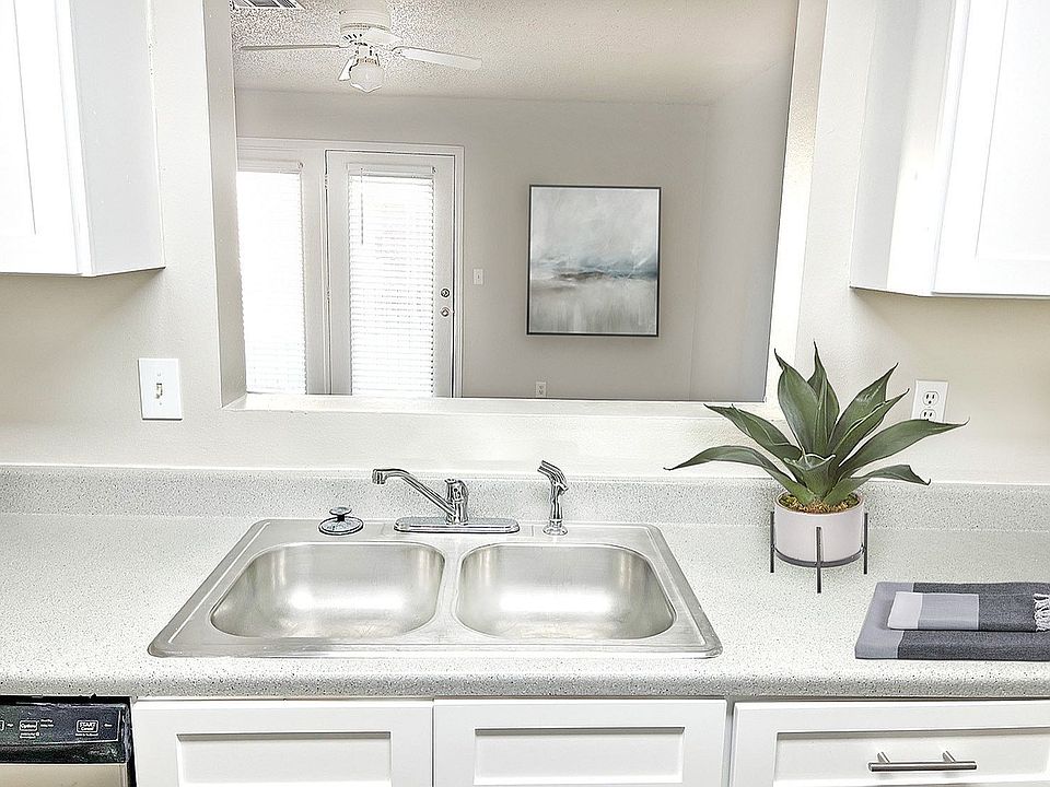 Open concept Kitchen